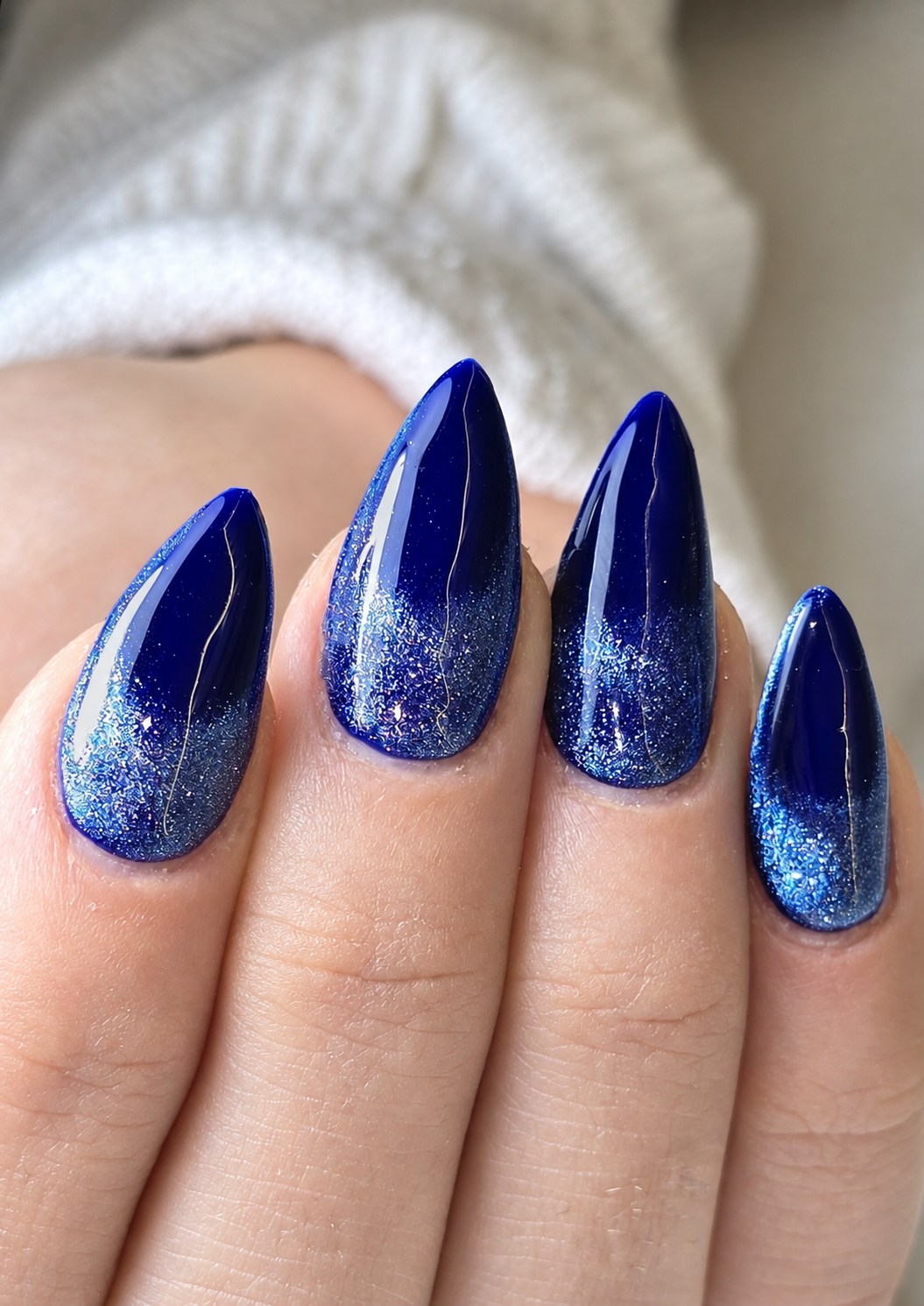 blue cat eye nails by Silvy